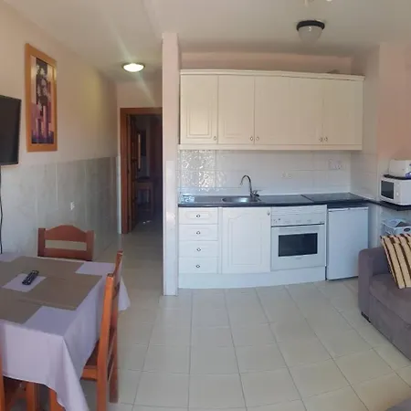 Compostela Beash Family Garden Apartment Playa de las Américas