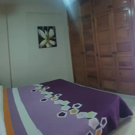 Compostela Beash Family Garden Apartment